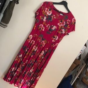 EUC Loft floral midi dress
